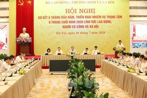 Dịch COVID-19: Đã giải ngân hơn 11 nghìn tỷ đồng hỗ trợ người dân, hộ kinh doanh