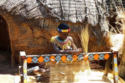 Giản dị mà bền vững lều dân gian châu Phi