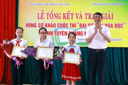 Trao giải vòng sơ khảo cuộc thi 'Đại sứ văn hóa đọc'