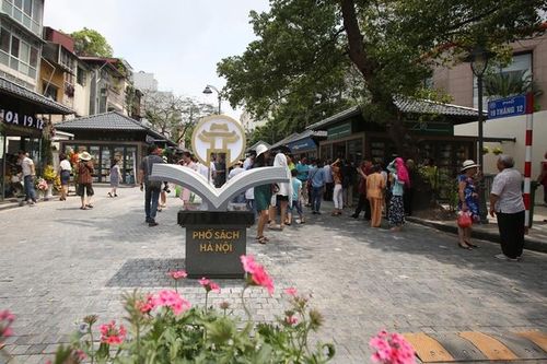 Vui cuối tuần tại Phố sách Hà Nội