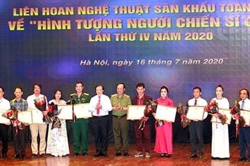Khai mạc Liên hoan Sân khấu về 'Hình tượng người chiến sĩ CAND' năm 2020