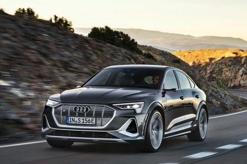 Đánh giá Audi e-tron S Sportback 2021