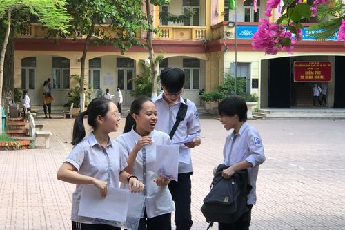 Ngày thi đầu tiên vào lớp 10 tại Hà Nội: 469 thí sinh không đến phòng thi