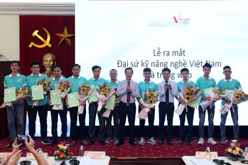 Công bố 10 Đại sứ kỹ năng nghề đầu tiên của Việt Nam