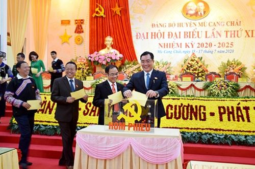 Đưa Mù Cang Chải trở thành huyện du lịch vào năm 2025