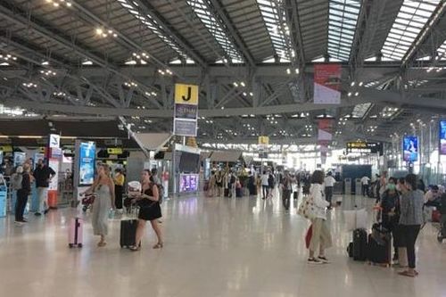Thái Lan xem xét tiếp tục gia hạn thị thực du lịch cho người nước ngoài