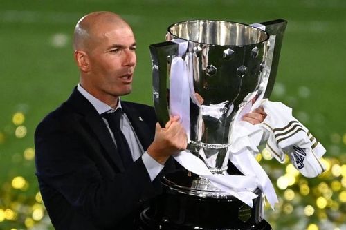 HLV Zidane 'chạm tay ra vàng': 19 trận lại có 1 danh hiệu