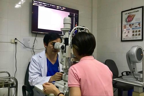 Góc tư vấn: Có thể mổ mắt chữa cận thị khi được chẩn đoán giác mạc mỏng không?