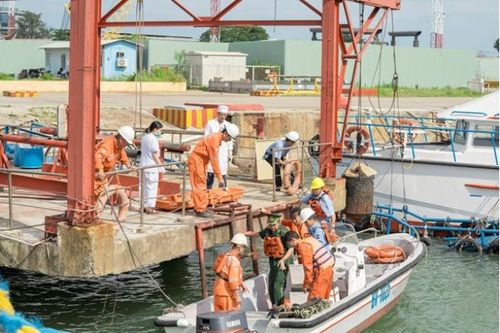 Vietsovpetro: Xí nghiệp Dịch vụ Cảng & Cung ứng vật tư thiết bị tổ chức diễn tập an ninh cảng biển