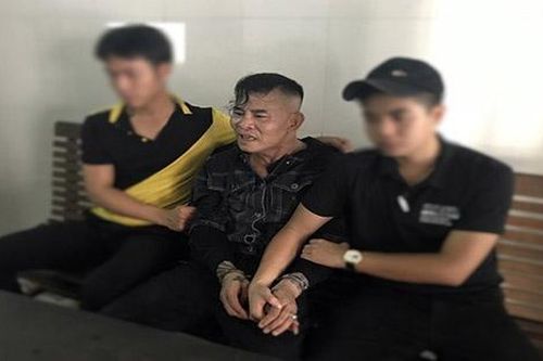 Bắt đối tượng cho vay nặng lãi dưới vở bọc thuê xe ô tô tự lái