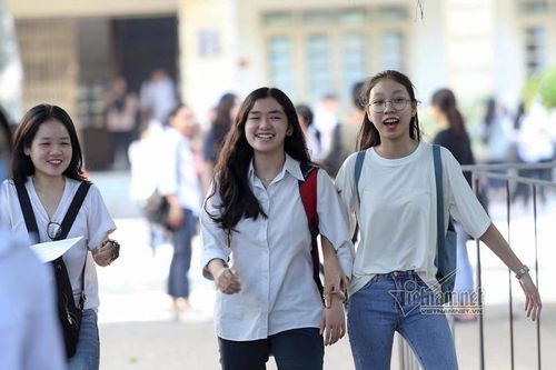 Chi tiết đề thi, đáp án môn Vật lý thi tốt nghiệp THPT 5 năm qua