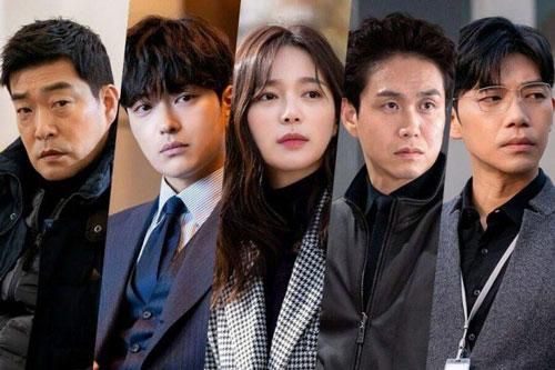 Top phim Hàn ra mắt tháng 7: 'Mợ ngố' Song Ji Hyo đại chiến 'Nữ hoàng' Hwang Jung Eum