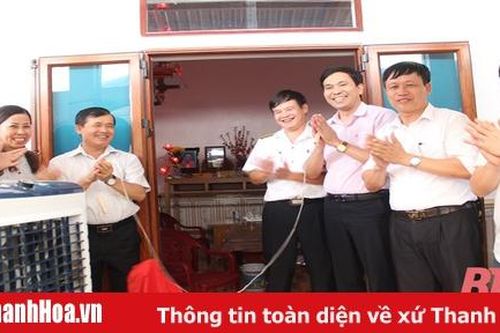 Bàn giao nhà tình nghĩa cho gia đình chính sách huyện Thọ Xuân