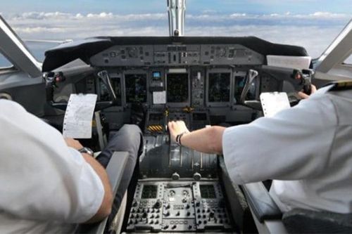 12 phi công Pakistan làm tại Việt Nam: 9 dùng bằng thật, 3 tiếp tục xác minh
