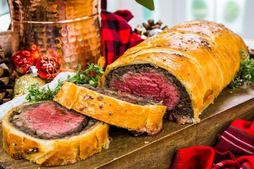 Món bò Wellington - vua của bàn tiệc sang trọng châu Âu