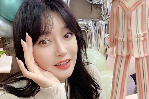 Tuổi 41 trẻ đẹp của Tần Lam