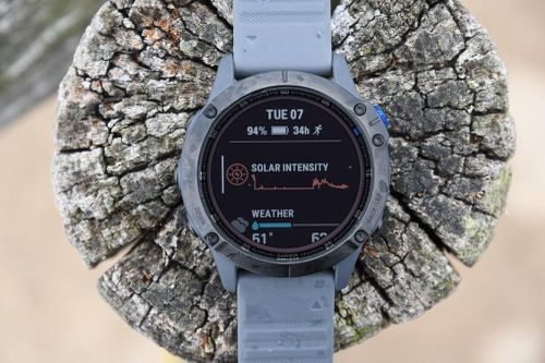 Garmin ra mắt đồng hồ thông minh sạc bằng năng lượng mặt trời