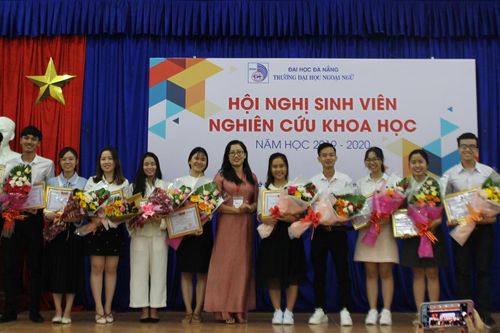Ngày hội nghiên cứu khoa học của sinh viên Trường ĐH Ngoại ngữ (ĐH Đà Nẵng)