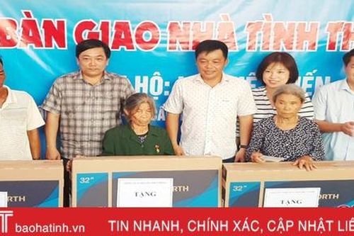 Tổng Công ty Samco trao 3 nhà tình nghĩa cho gia đình chính sách ở Cẩm Xuyên