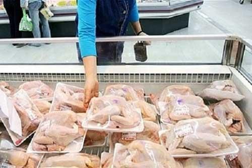 Bật mí chị em cách chọn thịt gà để không mua phải gà thải kém chất lượng