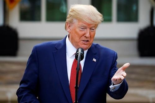 Tổng thống Donald Trump lần đầu vận động tranh cử qua điện thoại