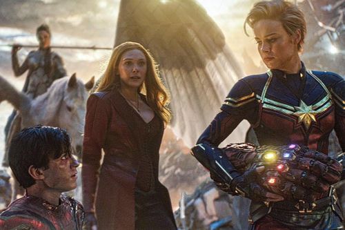 Cảnh phim khiên cưỡng trong bom tấn 'Avengers: Endgame'