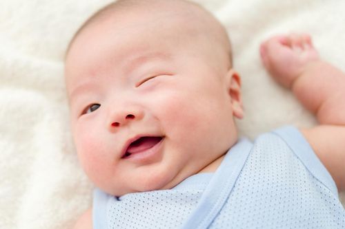 Tác dụng không ngờ khi bạn chớp mắt