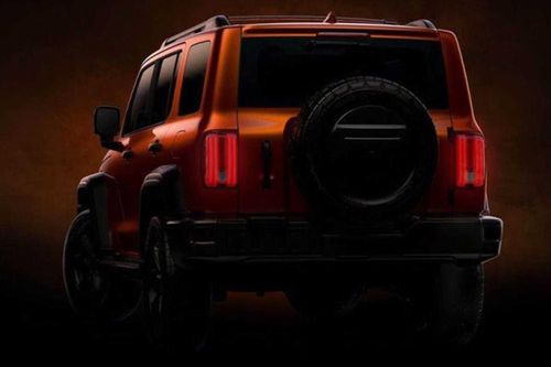 Ford Bronco vừa ra mắt đã bị hãng xe Trung Quốc làm nhái?