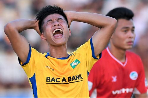 Văn Đức có phải nguyên nhân khiến SLNA sa sút?