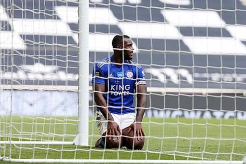 Kết quả bóng đá Anh vòng 37: Thua Tottenham, Leicester nguy cơ mất Top 4 vào tay MU
