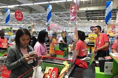 Doanh nghiệp bán lẻ nội trong cuộc đua giữ thị phần