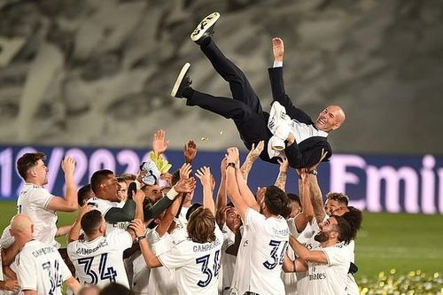 HLV Zidane gây bất ngờ khi không cam kết tương lai với Real Madrid