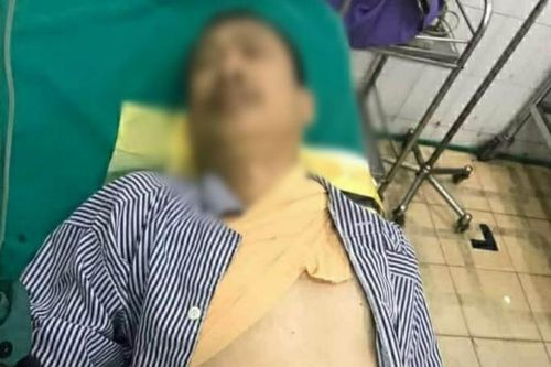 Con trai vung dao chém cổ bố ở Quảng Ninh