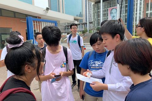 Kết thúc các môn thi chuyên vào lớp 10 Hà Nội: Đề thi dễ hơn năm ngoái