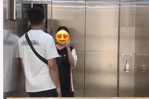 Chuyện thật như đùa: Tham gia thử thách cùng hội bạn, cô gái bất ngờ ẵm được bạn trai có nụ cười cực duyên