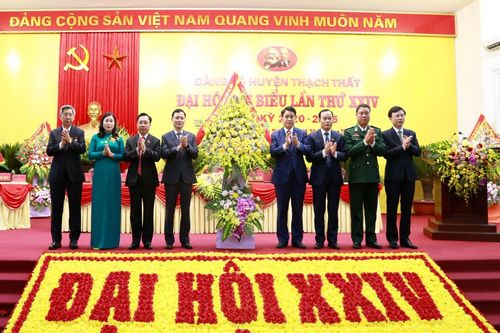 Đồng chí Phạm Quý Tiên được bầu là Bí thư Huyện ủy Thạch Thất nhiệm kỳ 2020-2025