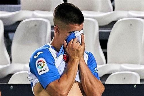 Real khiến đối thủ xuống hạng trong ngày La Liga hạ màn
