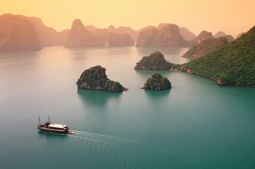 Quảng Ninh - Đà Nẵng: Một hành trình, hai điểm đến hàng đầu Việt Nam