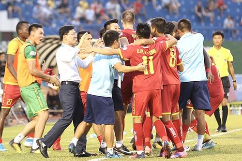 HLV Nguyễn Thành Công: 'Thanh Hóa đã biết vượt khó đúng lúc'