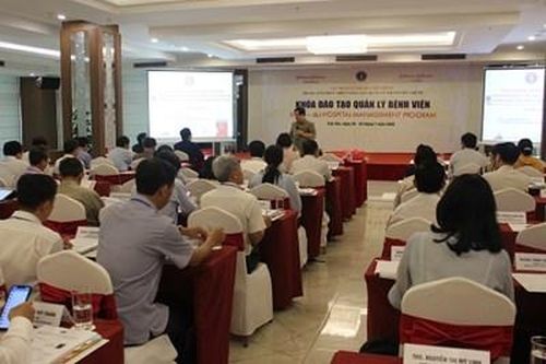 Lần đầu tiên tổ chức khóa đào tạo quản lý các bệnh viện thuộc Đồng bằng sông Cửu Long