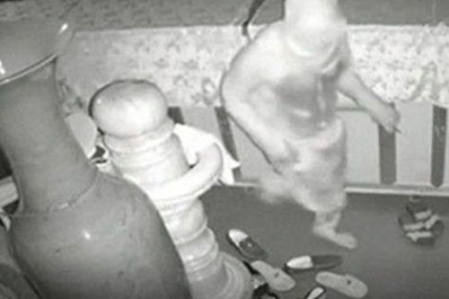 Đã tìm ra siêu trộm mỗi lần đột vòm là khoắng cả trăm cây vàng ở Hà Nội