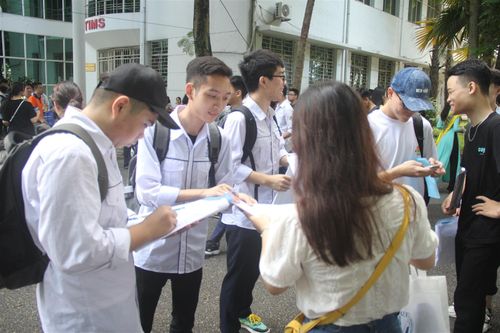 Hai ngành 'hot' hứa hẹn thu nhập 'khủng'