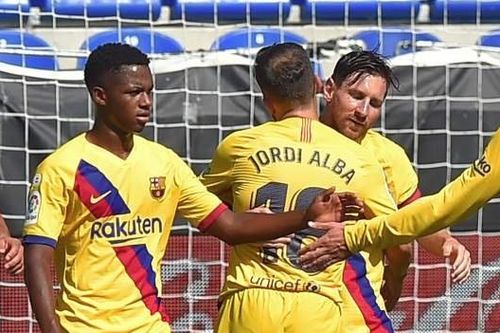 Trải qua mùa giải ghi bàn tệ nhất, Messi vẫn lập hàng loạt kỷ lục trong ngày 'hạ màn' La Liga