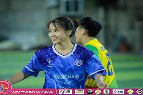 5 cầu thủ có khuôn mặt xinh như thiên thần tại giải bóng đá Ado Women cup 2020