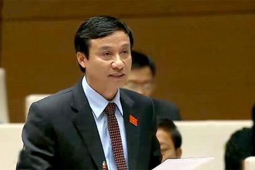 Xử lý cán bộ là bước sàng lọc cho nhiệm kỳ sau