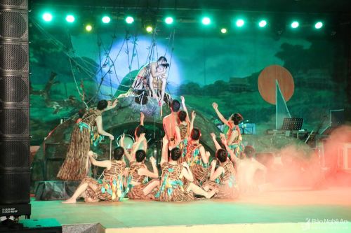 Chương trình nghệ thuật 'Nghệ An - Một miền non nước'
