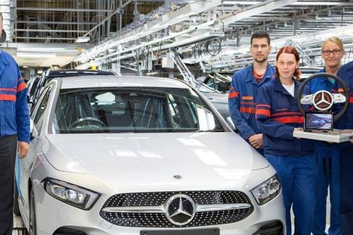 Mercedes-Benz ngừng lắp ráp xe sedan ở Bắc Mỹ