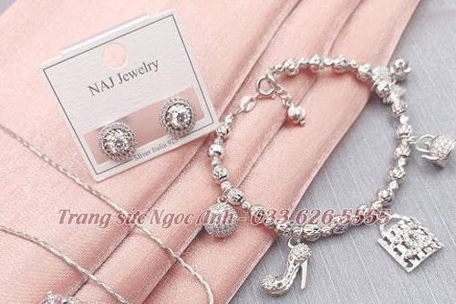 Tips mix trang sức với trang phục, 6 nguyên tắc không thể bỏ qua