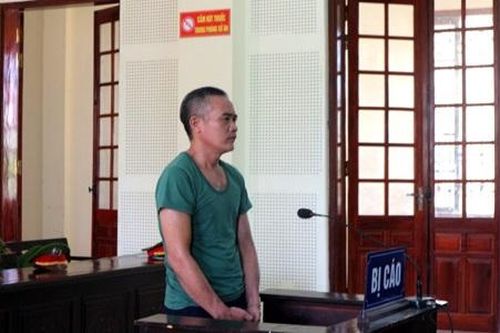 Cuộc nhậu chưa tàn, mạng người đã mất vì tranh cãi về chuyện đất nghĩa trang