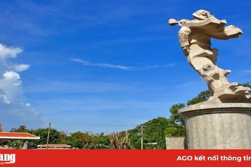 'Dốc Bà Đắc kèn reo chiến thắng'